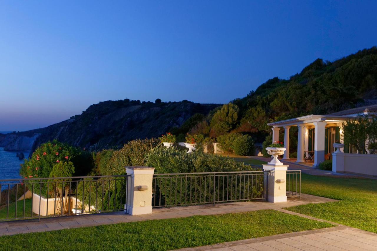 Villa Rhoe Minia Exteriör bild